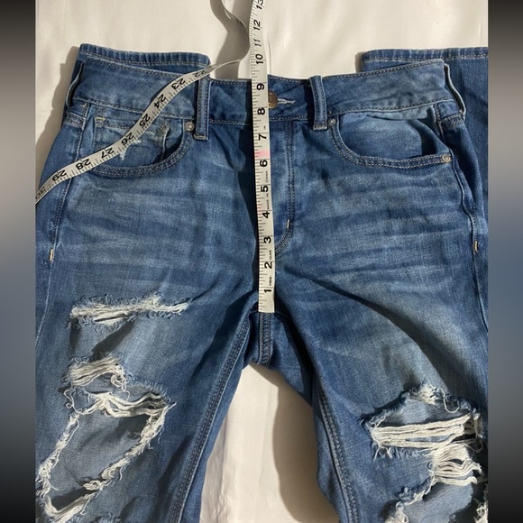 American Eagle Distressed Tom Girl Jeans - Picture 7 of 11
